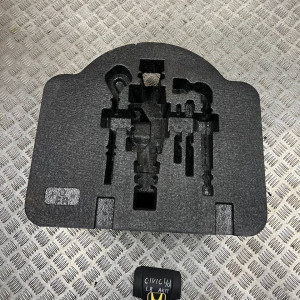 Обшивка (ящики хранения) багажника Honda Civic 4D (FD) (2006-2011) 84541SNAK00 84572SNAK01 84572SNAK02 