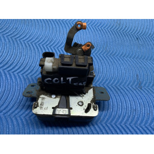 Замок крышки багажника Mitsubishi Colt (2004-2008) MR959190