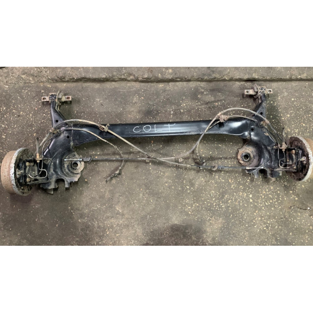 Балка задней подвески Mitsubishi Colt (2004-2008) 4120A040 MR594101 *голая, к-т 200