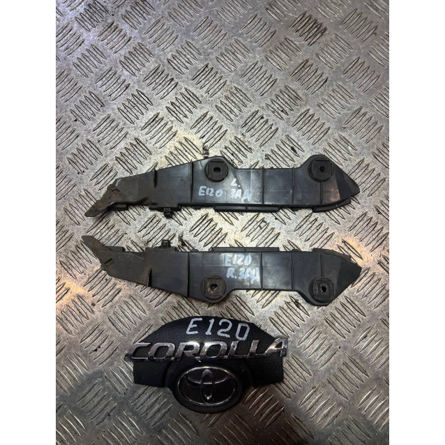 Кронштейн (направляющая) заднего бампера правая Toyota Corolla E12 (2000-2006) 5218502040