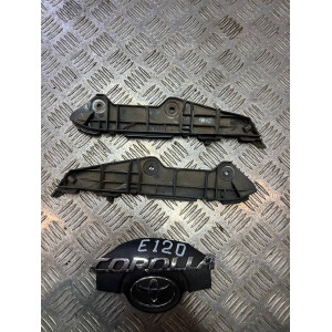 Кронштейн (направляющая) заднего бампера правая Toyota Corolla E12 (2000-2006) 5218502040