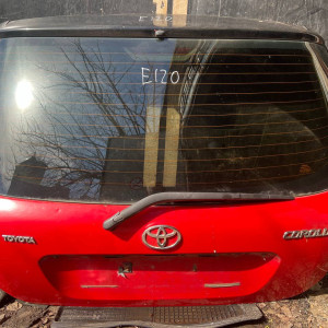 Крышка багажника Toyota Corolla E12 (2000-2006) *со стеклом 6700502060