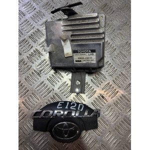 Блок управления электроусилителем руля Toyota Corolla E12 (2000-2006) 8965002010