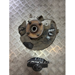 Кулак поворотный (цапфа) передний левый Toyota Corolla E12 (2000-2006) 4321202080