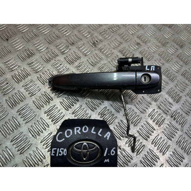 Ручка двери наружная передняя левая Toyota Corolla E150 (2006-2013) 6920252020