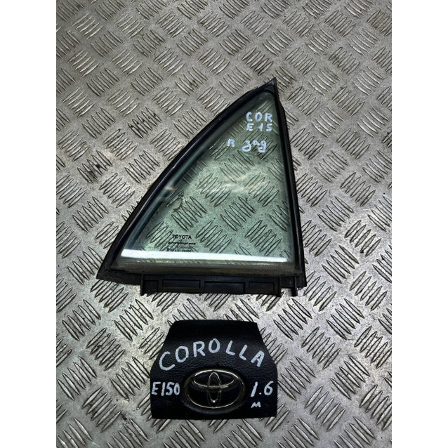 Стекло двери заднее правое (форточка) Toyota Corolla E15 (2007-2013) 6812312800