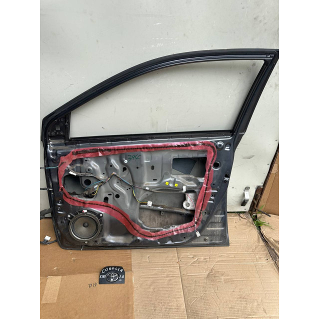 Дверь передняя правая Toyota Corolla E15 (2007-2013) 6700112A30 6700102280