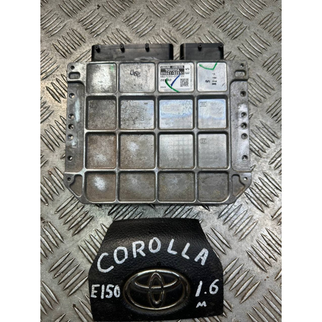 Блок управления двигателем 1,6 Toyota Corolla E15 (07-13) 8966102E51