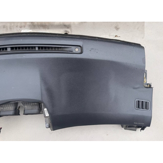 Торпедо накладка Toyota Corolla E15 (2007-2013) 5530202211B0 *с подушкой безопасности 
