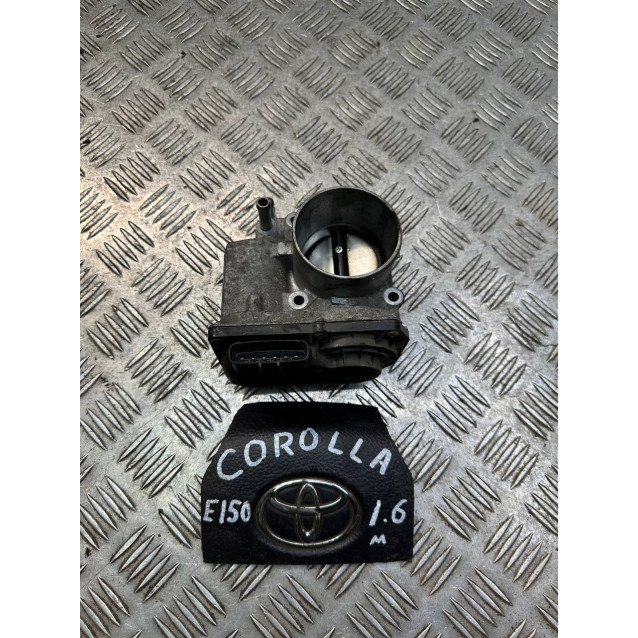 Дроссельная заслонка Toyota Auris Corolla E15 1,6 (2006-2013) 2203037010