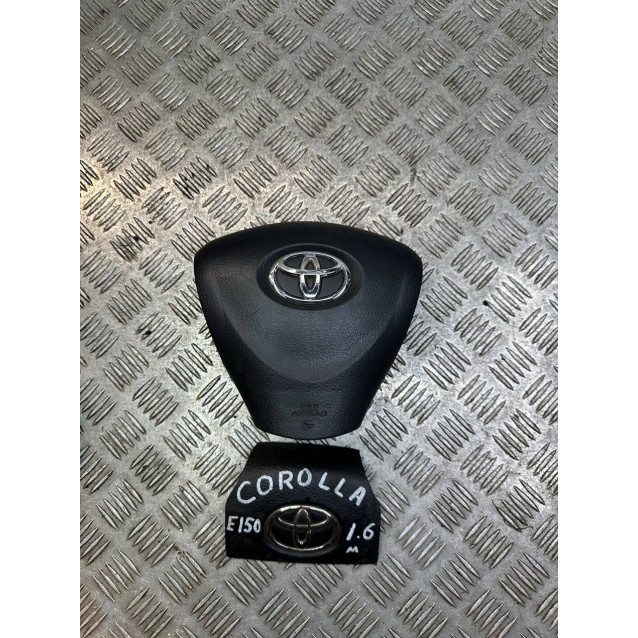 Подушка безпеки кермо Toyota Corolla E15 (2007-2013) 4513002340B0