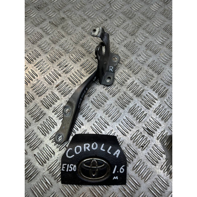 Петля капота права Toyota Corolla E15 (2007-2013) 5341002110 