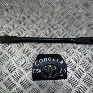 Кронштейн передней бал﻿ки Toyota Corolla E15 (2007-2013) 5142502020