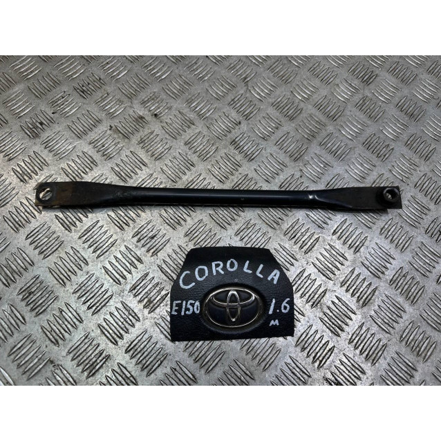 Кронштейн передней бал﻿ки Toyota Corolla E15 (2007-2013) 5142502020