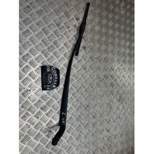 Держатель дворника левый Toyota Corolla E15 (2007-2013) 8522112460