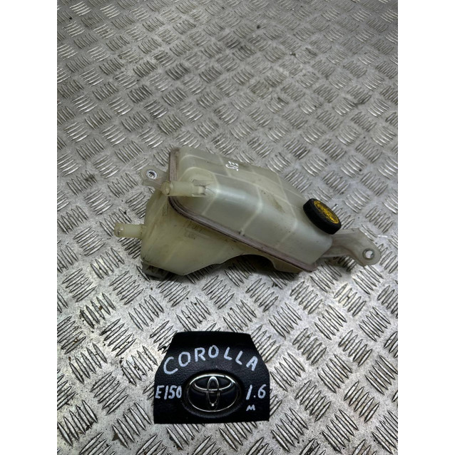 Бачок розширювальний Toyota Auris Corolla E15 (2006-2012) 1648022080