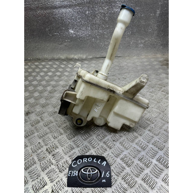 Бачок омывателя Toyota Corolla E15 (2007-2013) 8539602070