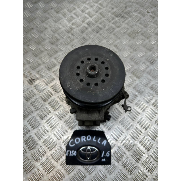 Компрессор кондиционера Toyota Corolla E15 (2007-2013) 8831002450