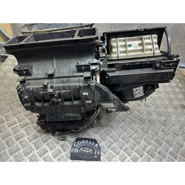 Корпус печки Toyota Corolla E15 (2007-2013) 8701002D52