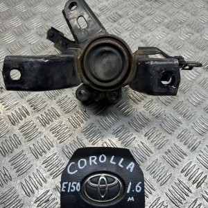 Подушка опора двигателя правая Toyota Corolla E15 (2007-2013) 1230522361