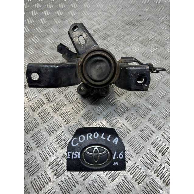 Подушка опора двигателя правая Toyota Corolla E15 (2007-2013) 1230522361