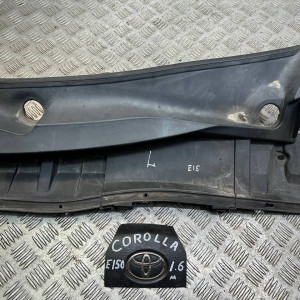 Жабо пластик панель под лобове скло левая часть Toyota Corolla E15 (2007-2013) 5578202170