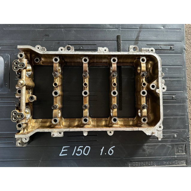 Корпус Постель распредвалов Toyota Corolla E15 (2007-2013) 1110337020