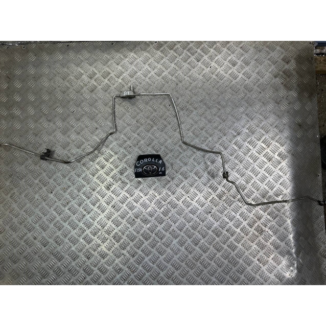 Трубка кондиционера тонкая Toyota Corolla E15 (2007-2013) 8871002840