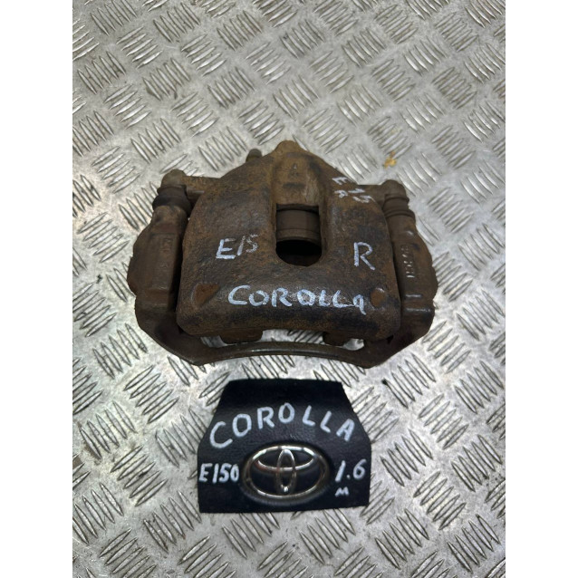 Супорт передній правий Toyota Corolla E15 (2007-2013) 4773012A10