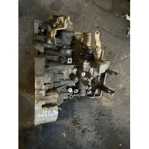 Коробка передач Toyota Corolla Verso (2004-2009) 2,0 TD МКПП 3030064010