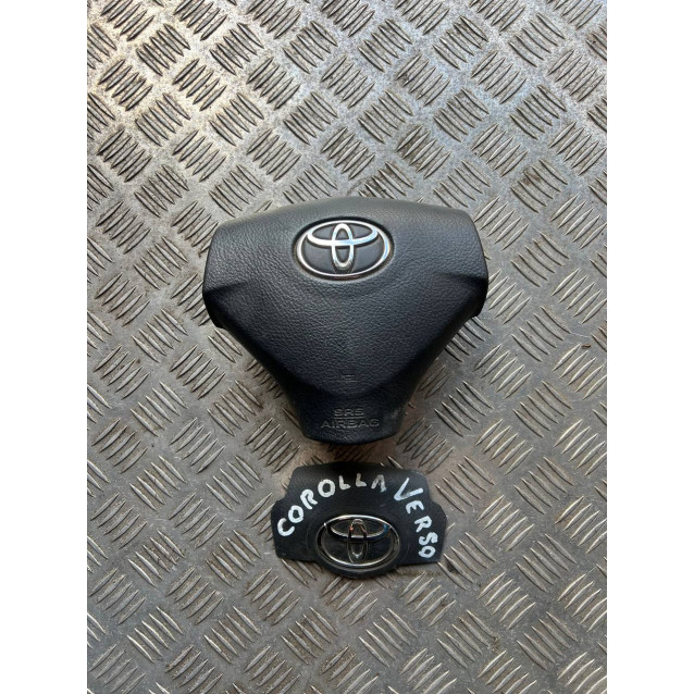 Подушка безпеки кермо Toyota Corolla Verso (2004-2009) 451300F020B0