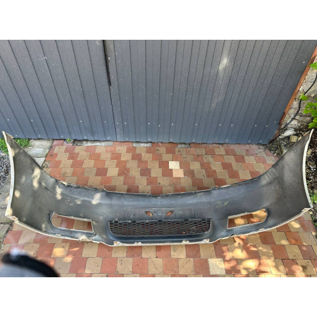 Бампер передний рещетка Toyota Corolla Verso (2004-2009) 521190F900 / 531120F010*без противотуманнок 