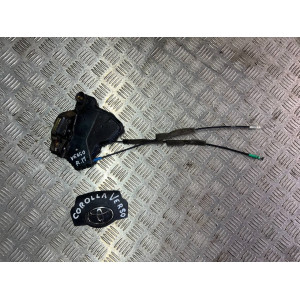 Замок двери передний правый Toyota Corolla Verso (2004-2009) 6903002161