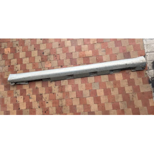 Накладка порога права Toyota Corolla Verso (2004-2009) 758510F010
