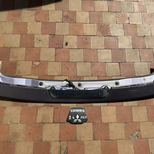 Спойлер крышки багажника Mitsubishi Grandis (2004-2010) MN129374BB