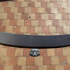 Спойлер крышки багажника Mitsubishi Grandis (2004-2010) MN129374BB