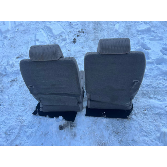 Сиденья Mitsubishi Grandis (04-10)