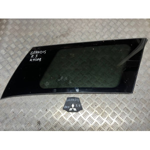 Стекло в кузов заднее правое Mitsubishi Grandis (2004-2010) MR957596