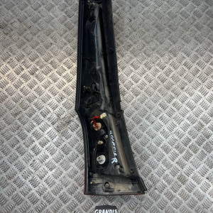 Фонарь правый Mitsubishi Grandis (2004-2010) 8330A016 8330A212 8330A492