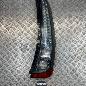 Фонарь правый Mitsubishi Grandis (2004-2010) 8330A016 8330A212 8330A492