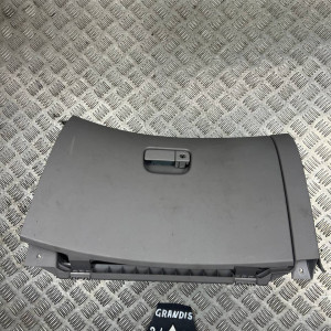 Бардачок Mitsubishi Grandis (2004-2010) MN157309HA  
