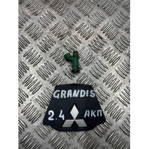Форсунка топливная Mitsubishi Grandis (2004-2010) 2.4 АКПП MN183293 MN183292 MN183294