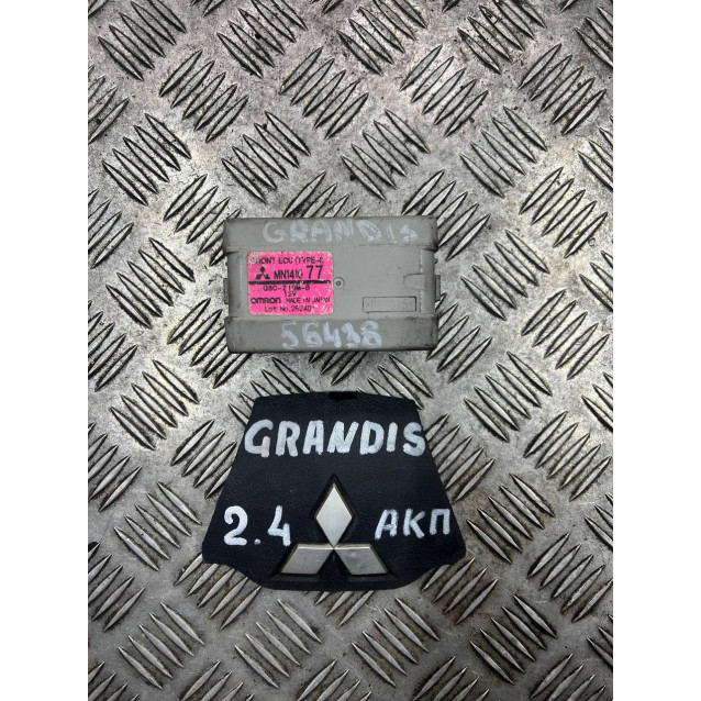 Блок реле модуль Mitsubishi Grandis (2004-2010) 2.4 АКПП MN141077 8638A005 MR587816