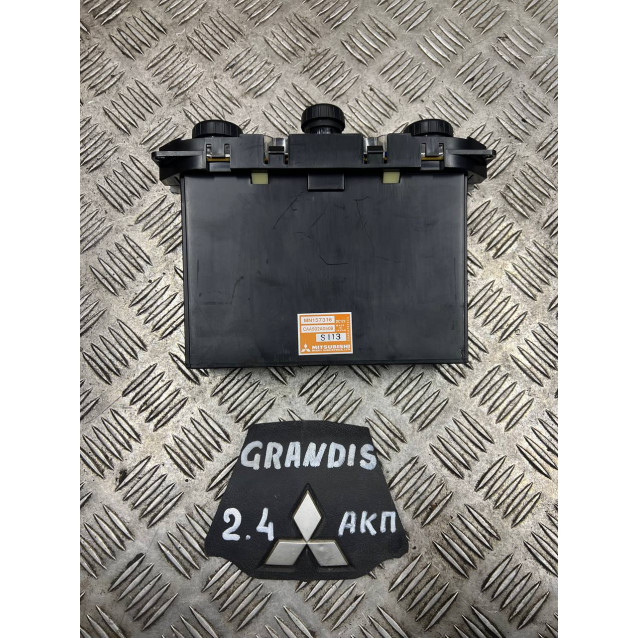 Блок управления климат печки Mitsubishi Grandis (2004-2010) 7820A071 MN157316