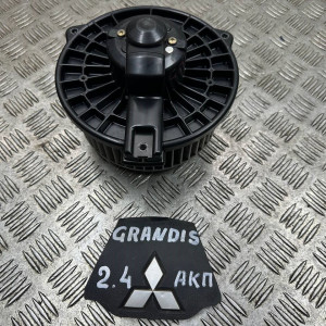 Моторчик пічки Mitsubishi Grandis (2004-2010) MN173762