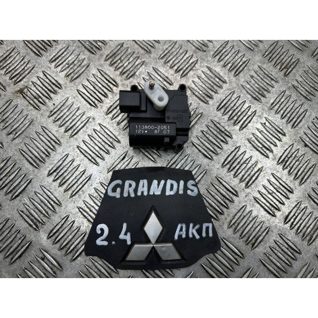 Шаговый двигатель печки Mitsubishi Grandis (2004-2010) 1138002051 1138002380