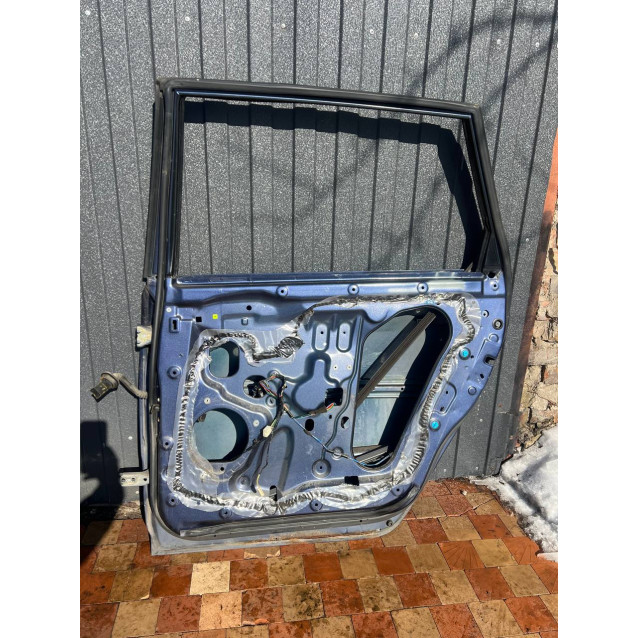 Дверь задняя правая Mitsubishi Grandis (2004-2010) 5730A048 