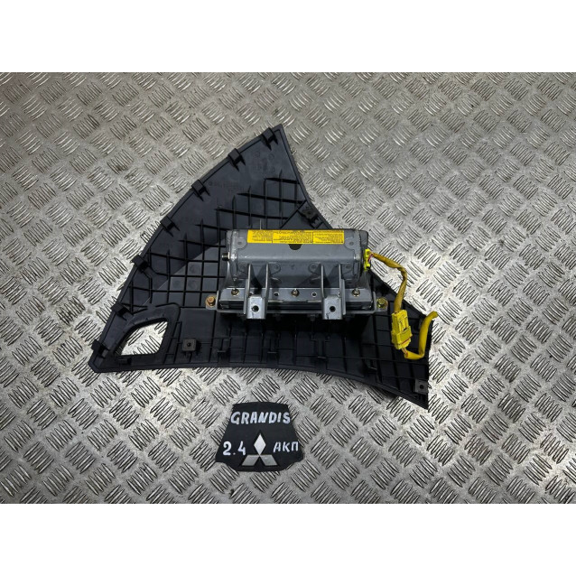 Подушка безпеки в торпедо Mitsubishi Grandis (2004-2010) MN173206