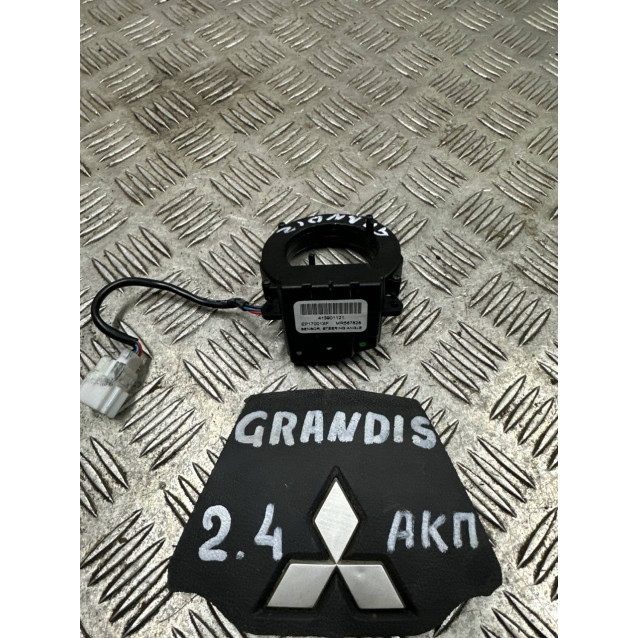 Датчик поворота руля Mitsubishi Grandis (2004-2010) 2.4 АКПП MR587828