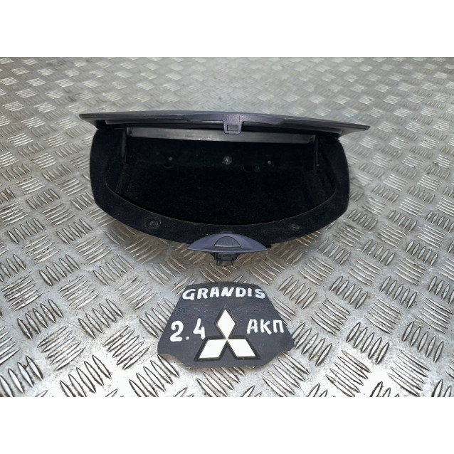 Бардачок торпедо Mitsubishi Grandis (2004-2010) MN134023XA GN29100480